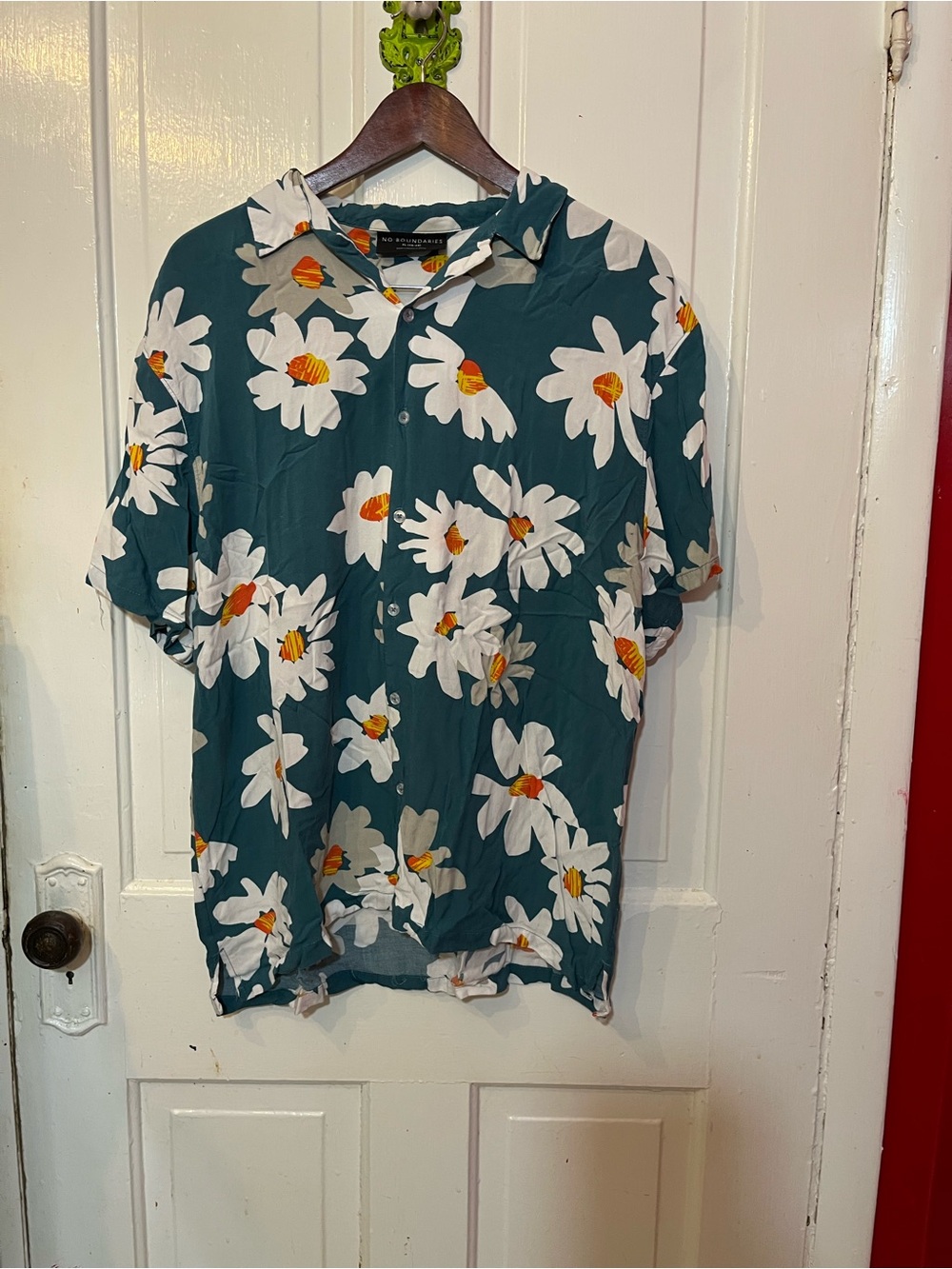 No Boundaries Teal Button-Down Shirt with White Daisy Print and Orange Centers